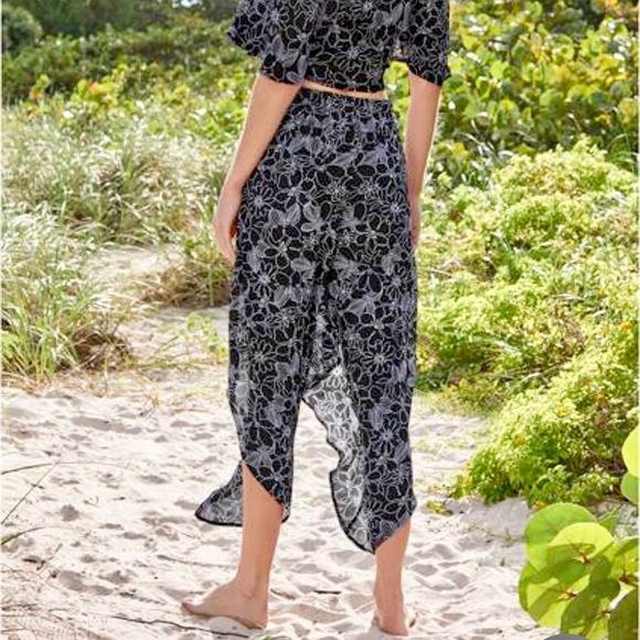 Venus Beach Coverup Pants Size Small - Picture 3 of 7